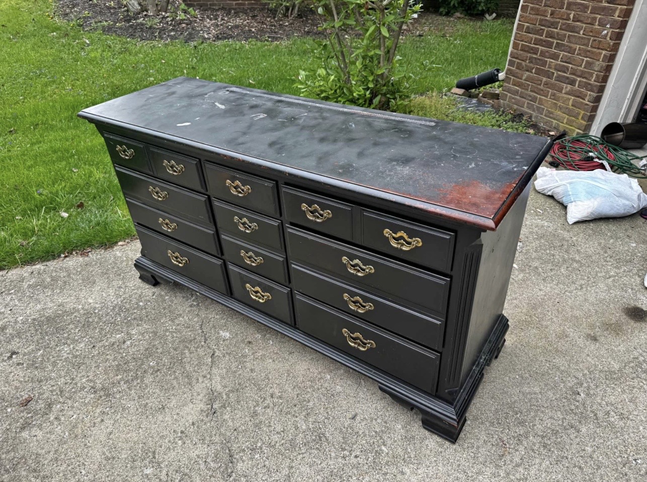 Thomasville 9 Drawer Dresser — before restoration